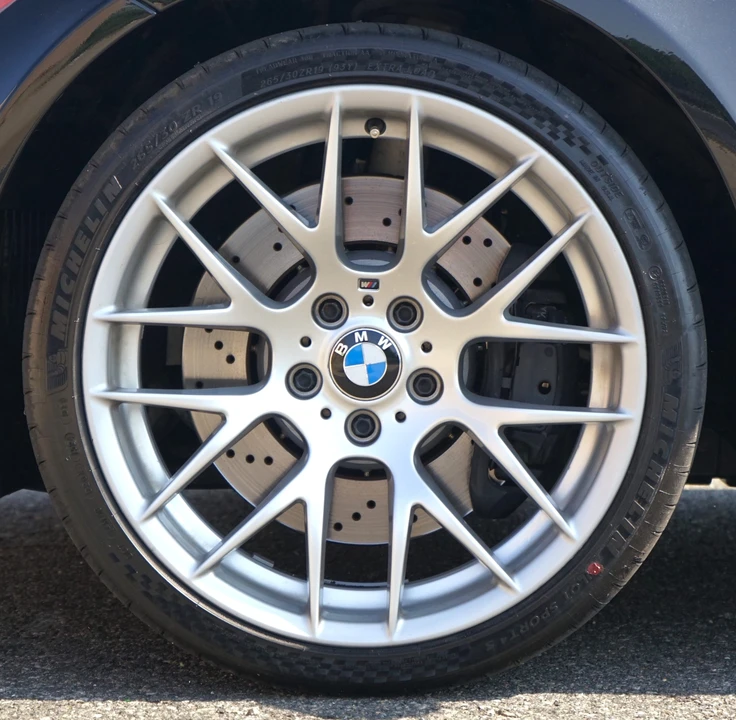 2011 BMW 1M - Image 20 of 30