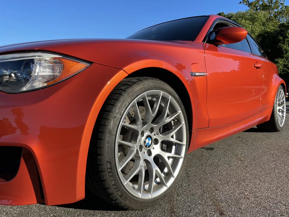 2011 BMW 1M - Image 16 of 31