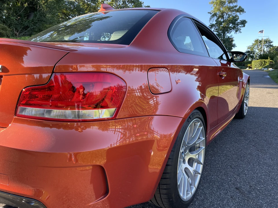 2011 BMW 1M - Image 21 of 31