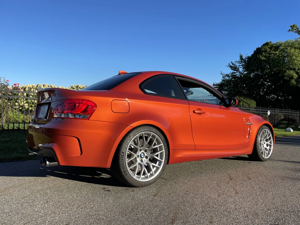 2011 BMW 1M - Image 2 of 31