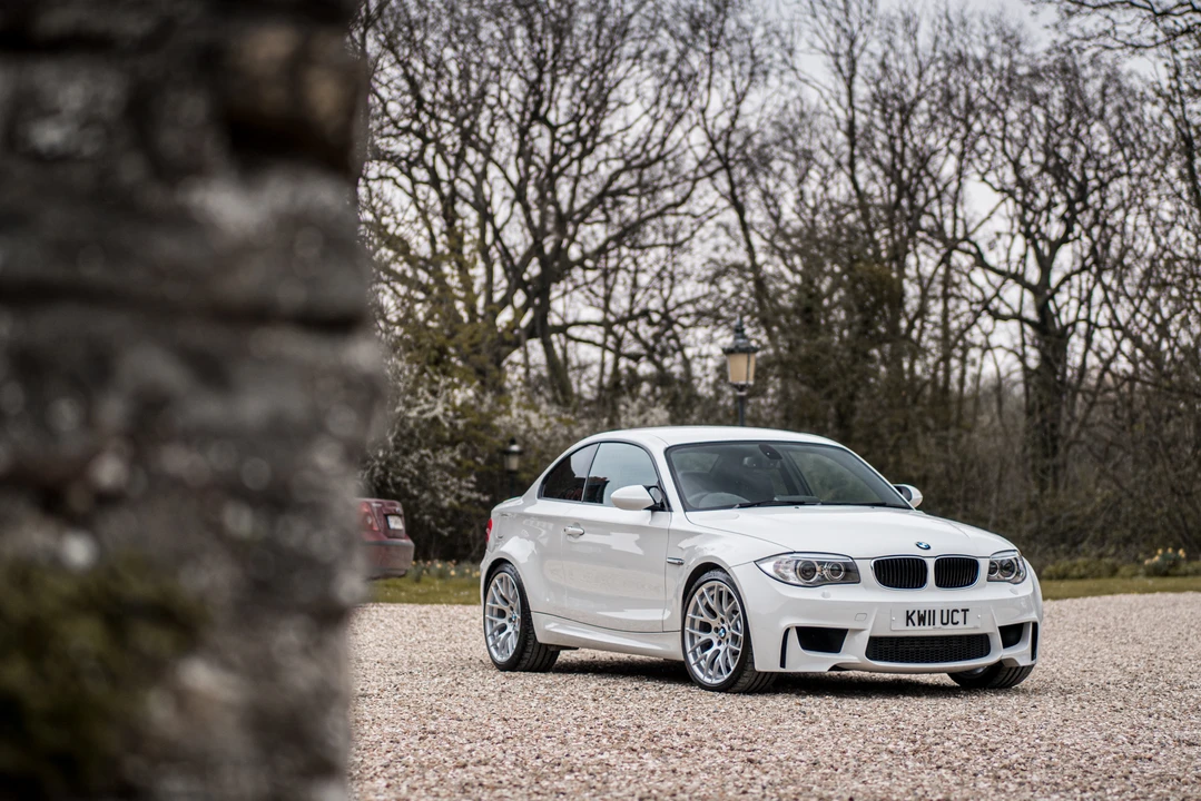 2011 BMW 1M - Image 16 of 31
