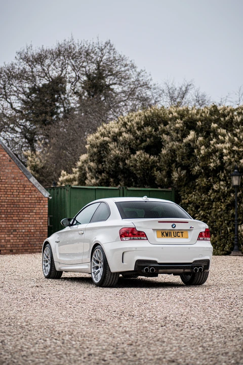 2011 BMW 1M - Image 19 of 31