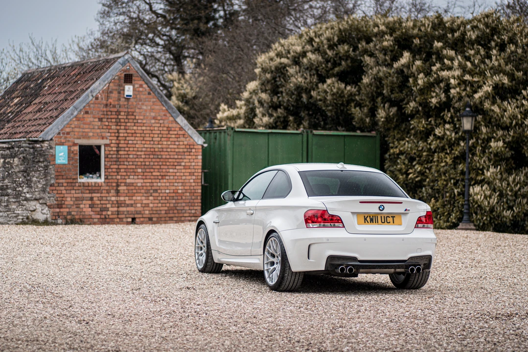 2011 BMW 1M - Image 13 of 31