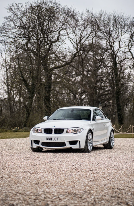 2011 BMW 1M - Image 18 of 31