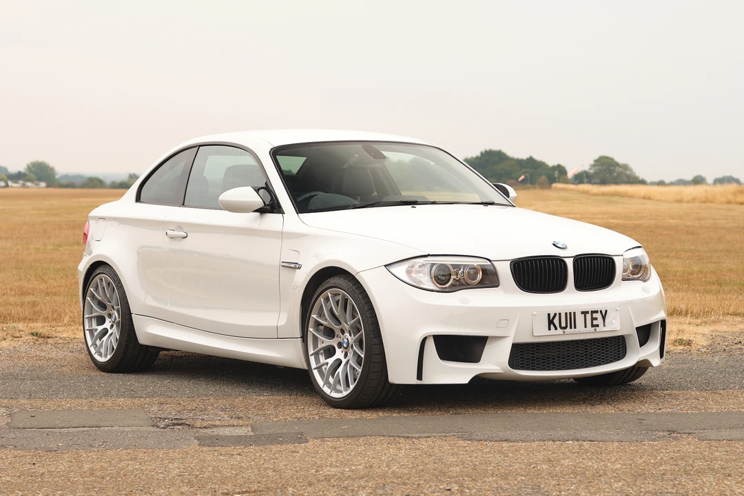 2011 BMW 1M - Image 2 of 31