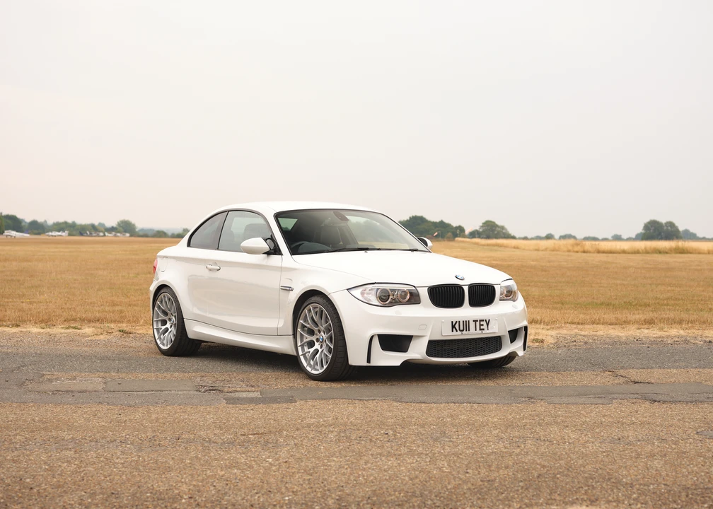 2011 BMW 1M - Image 11 of 31
