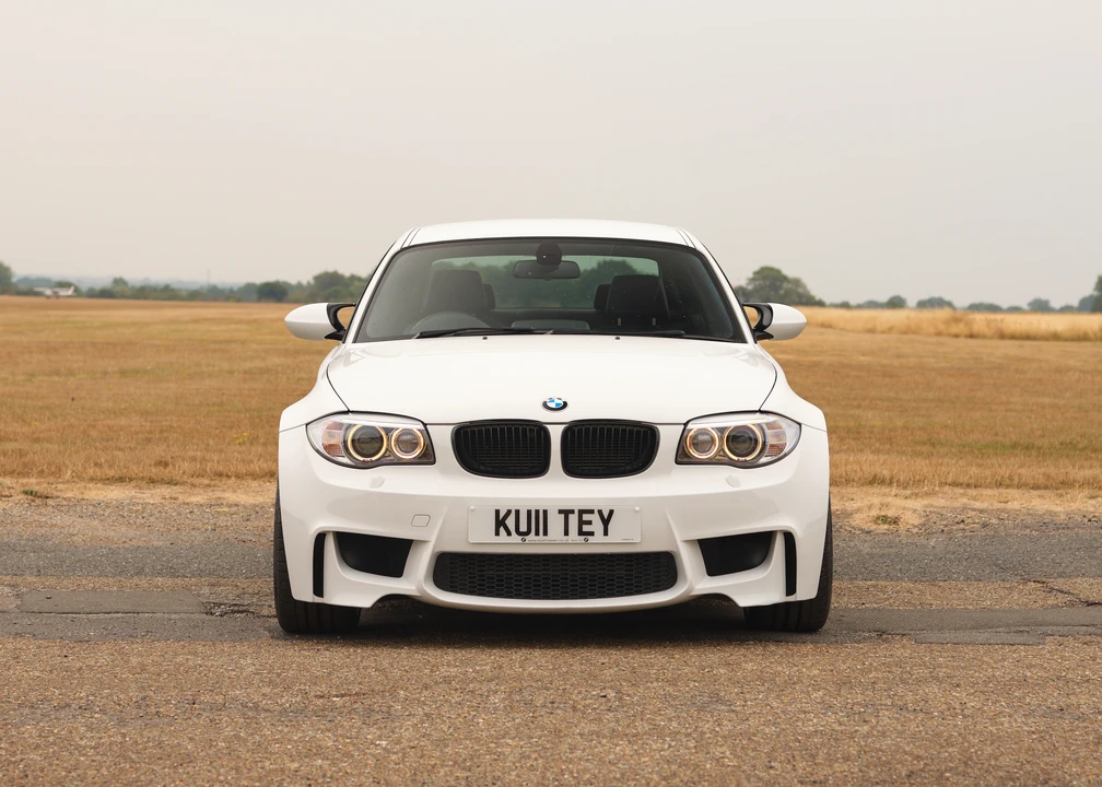 2011 BMW 1M - Image 12 of 31