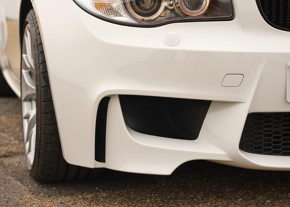 2011 BMW 1M - Image 25 of 31