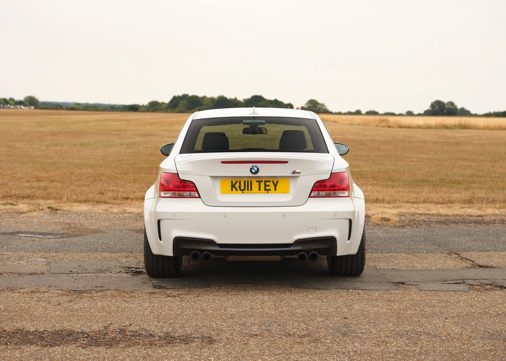 2011 BMW 1M - Image 15 of 31