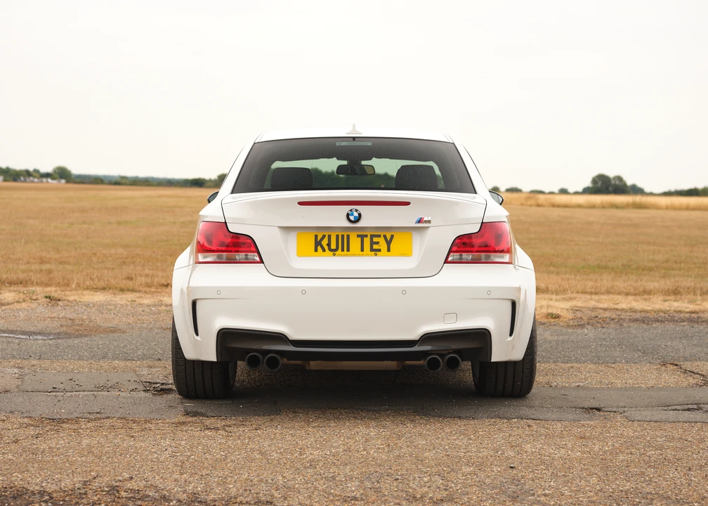 2011 BMW 1M - Image 7 of 31