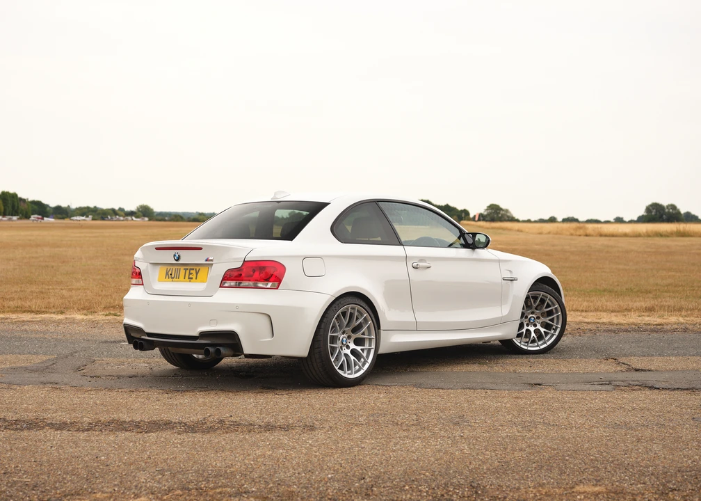 2011 BMW 1M - Image 6 of 31