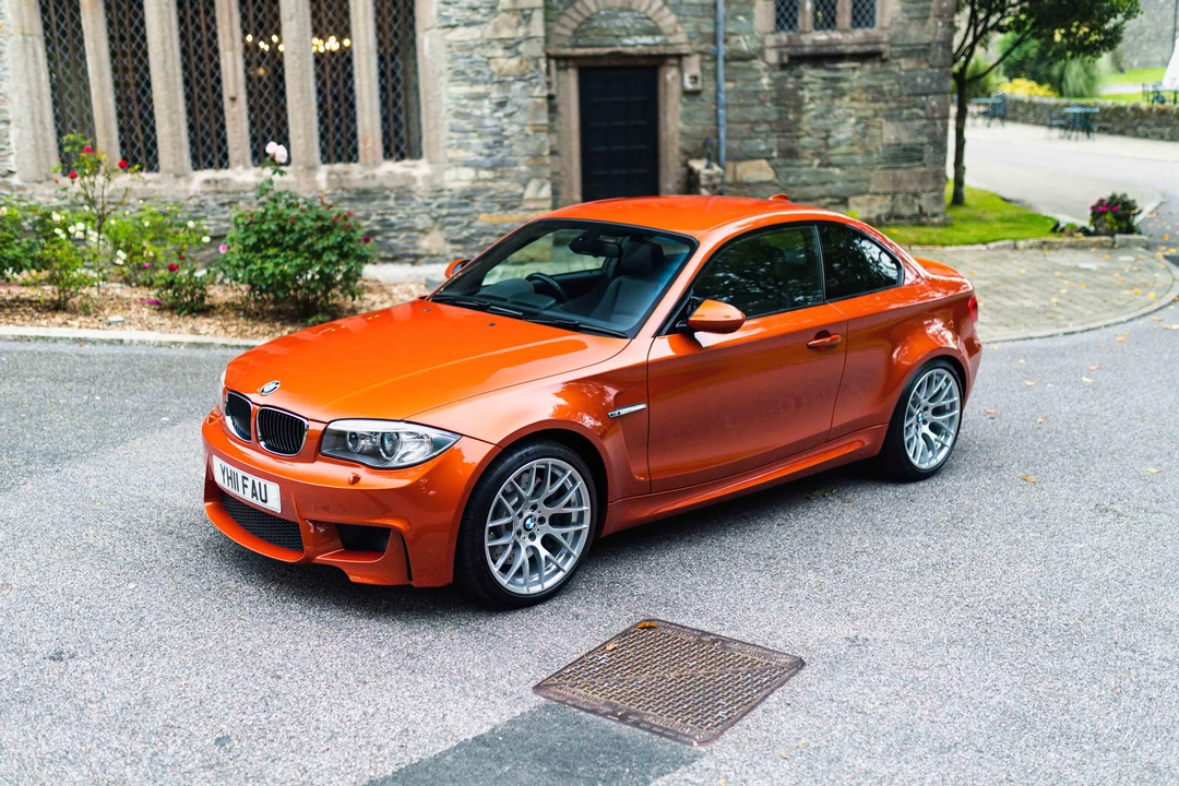 2011 BMW 1M - Image 11 of 31