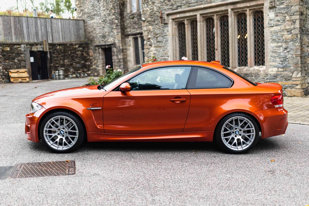 2011 BMW 1M - Image 9 of 31