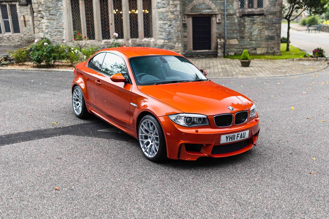 2011 BMW 1M - Image 18 of 31