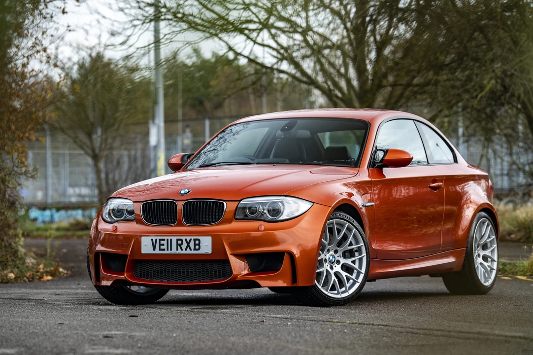 2011 BMW 1M - Image 10 of 31