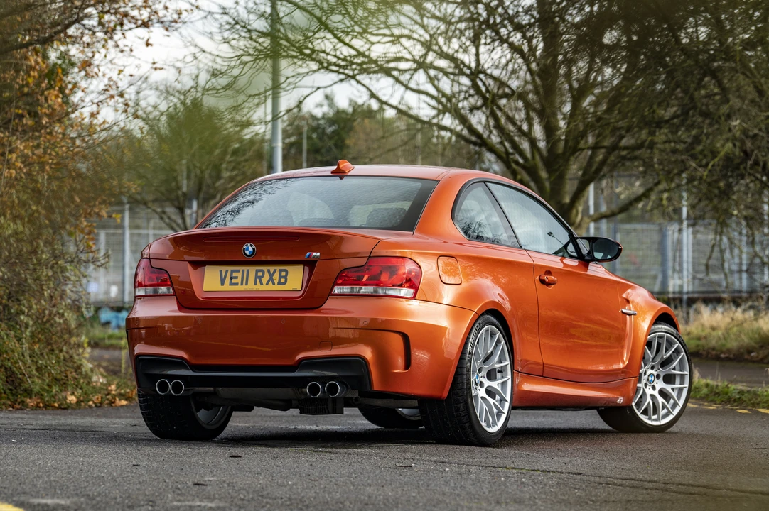 2011 BMW 1M - Image 6 of 31
