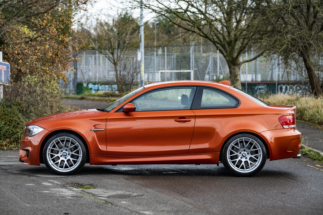 2011 BMW 1M - Image 9 of 31