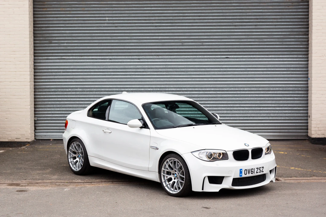 2011 BMW 1M - Image 14 of 31