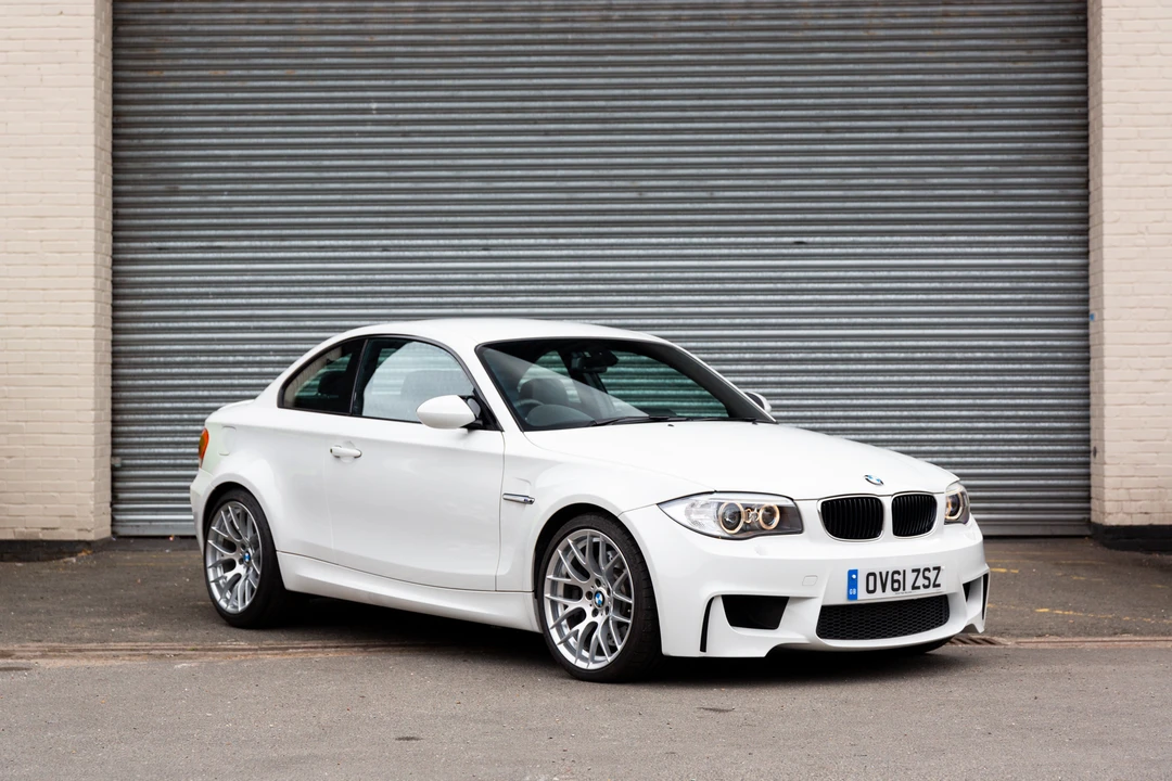 2011 BMW 1M - Image 15 of 31