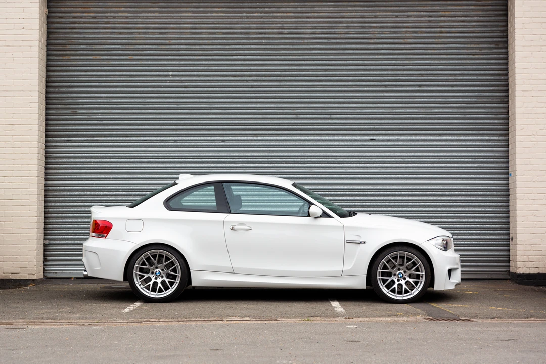 2011 BMW 1M - Image 5 of 31