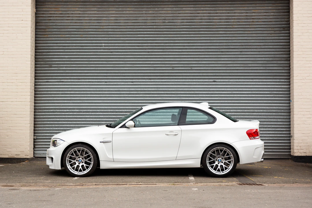 2011 BMW 1M - Image 9 of 31