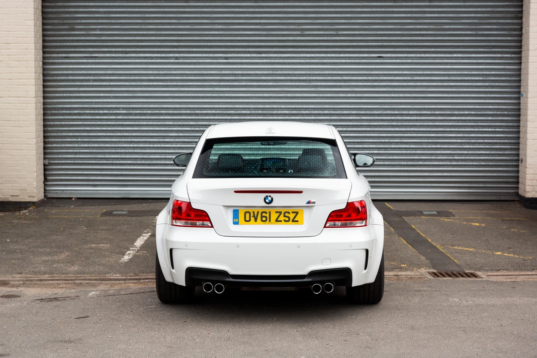 2011 BMW 1M - Image 18 of 31