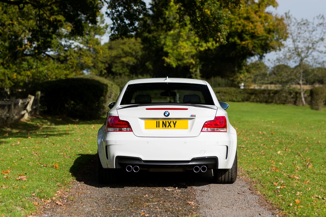 2011 BMW 1M - Image 16 of 31