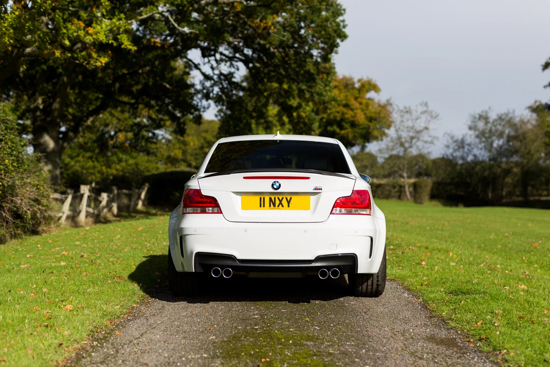 2011 BMW 1M - Image 17 of 31