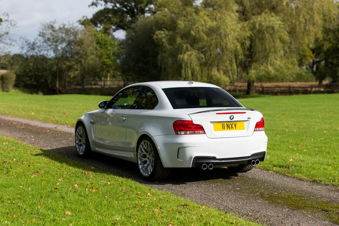 2011 BMW 1M - Image 14 of 31