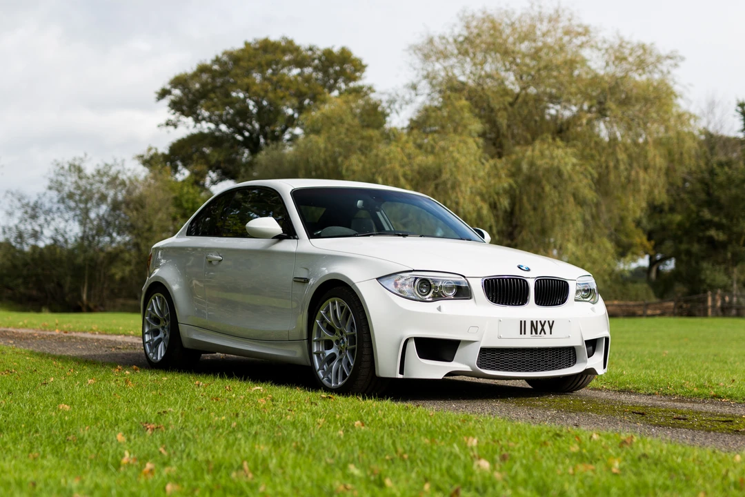 2011 BMW 1M - Image 9 of 31