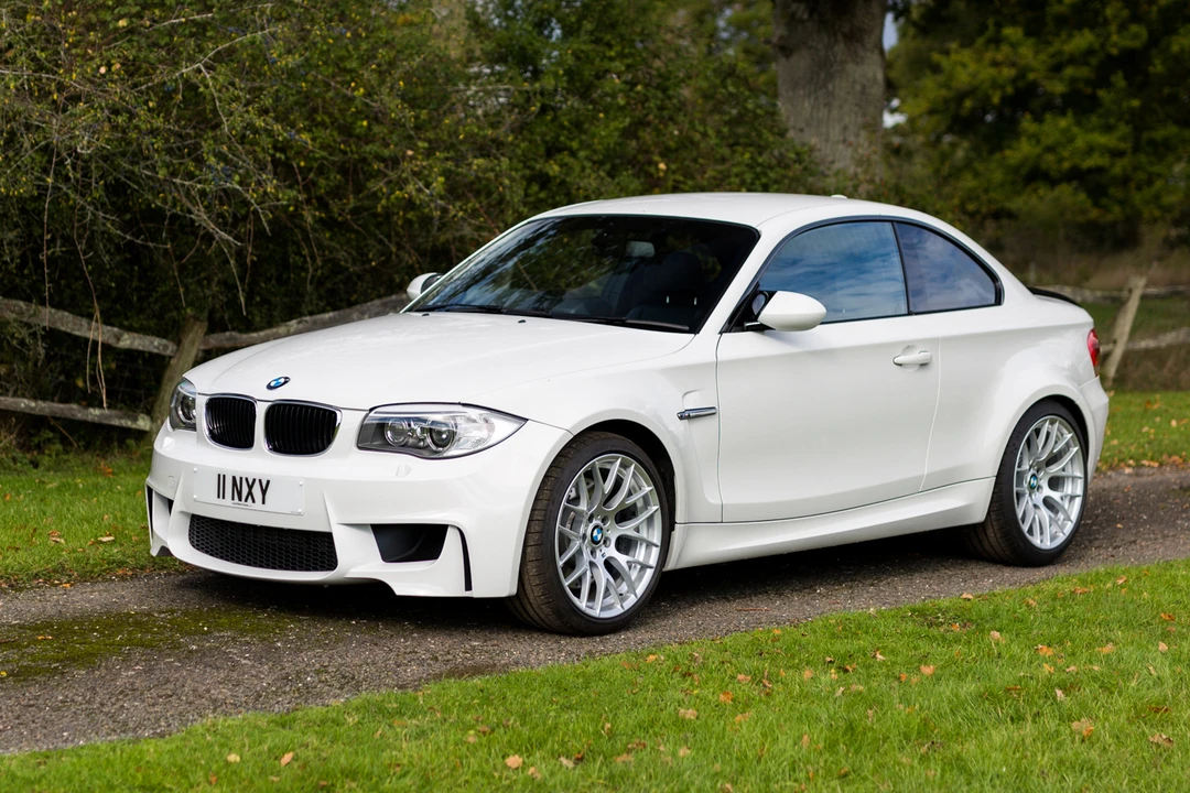 2011 BMW 1M - Image 2 of 31
