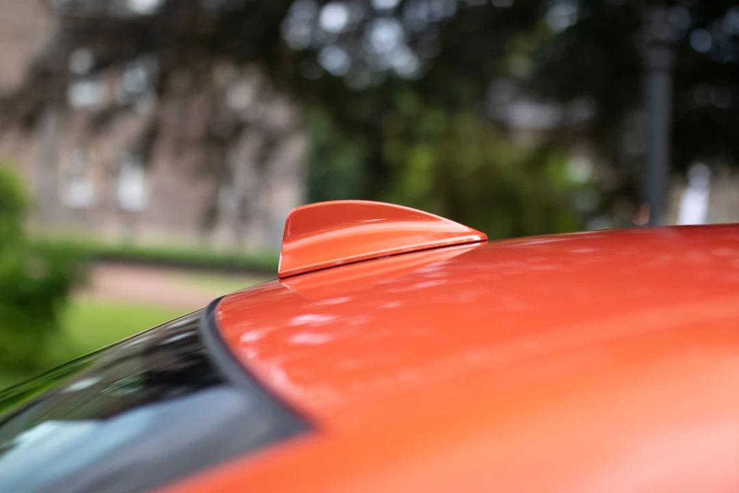 2011 BMW 1M - Image 23 of 31