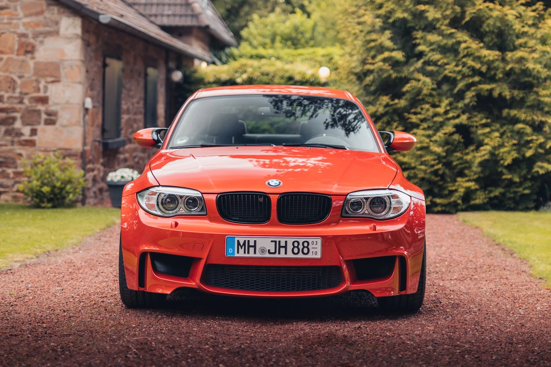 2011 BMW 1M - Image 15 of 31