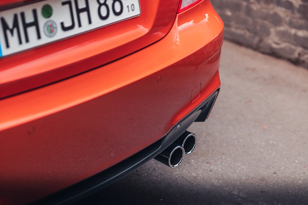 2011 BMW 1M - Image 29 of 31