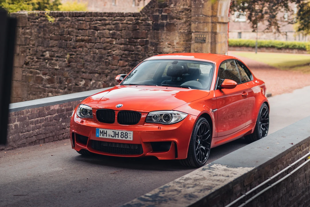 2011 BMW 1M - Image 4 of 31