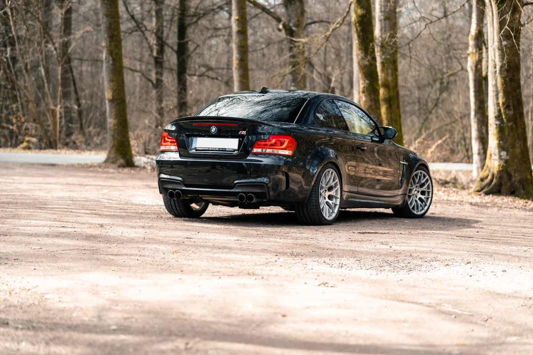 2011 BMW 1M - Image 8 of 31