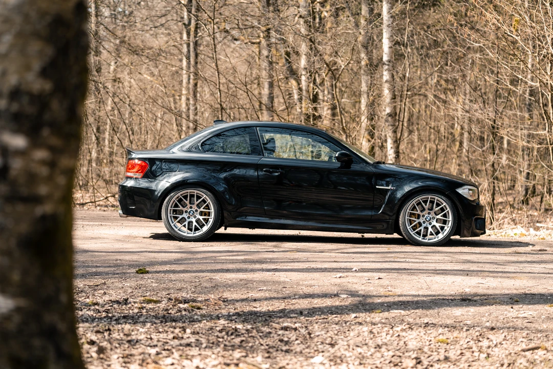 2011 BMW 1M - Image 9 of 31