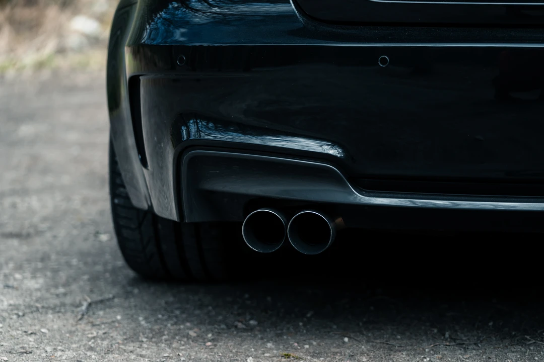 2011 BMW 1M - Image 27 of 31