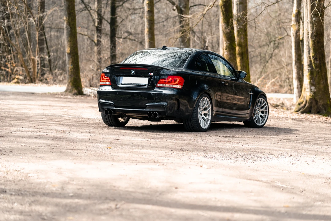 2011 BMW 1M - Image 13 of 31