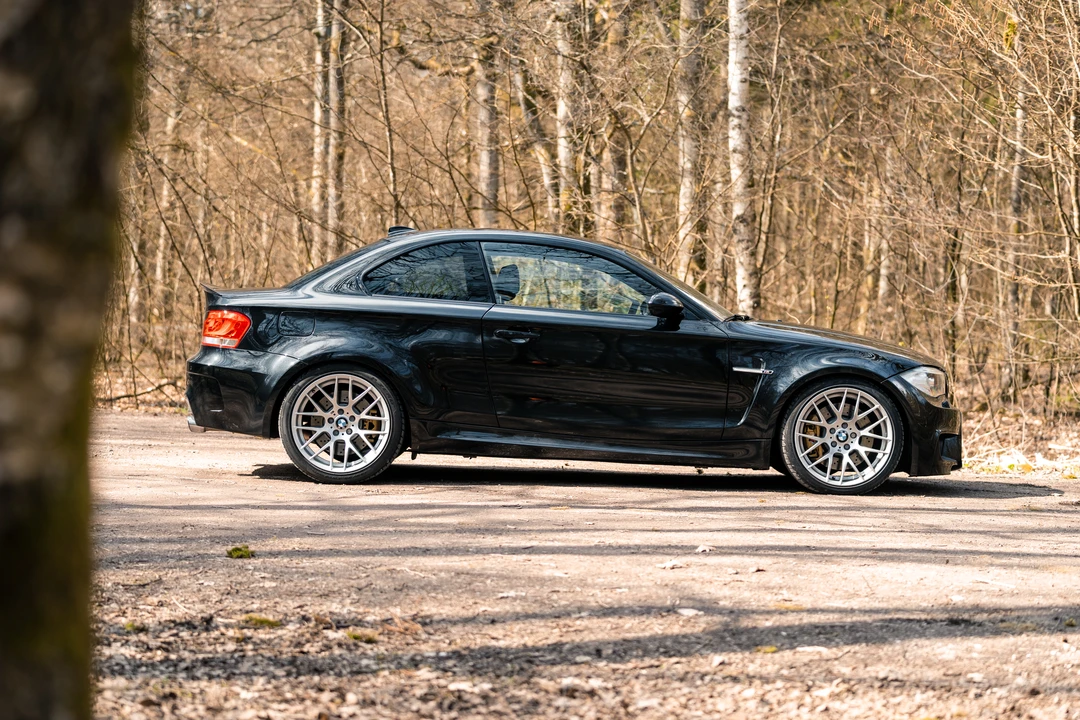 2011 BMW 1M - Image 14 of 31
