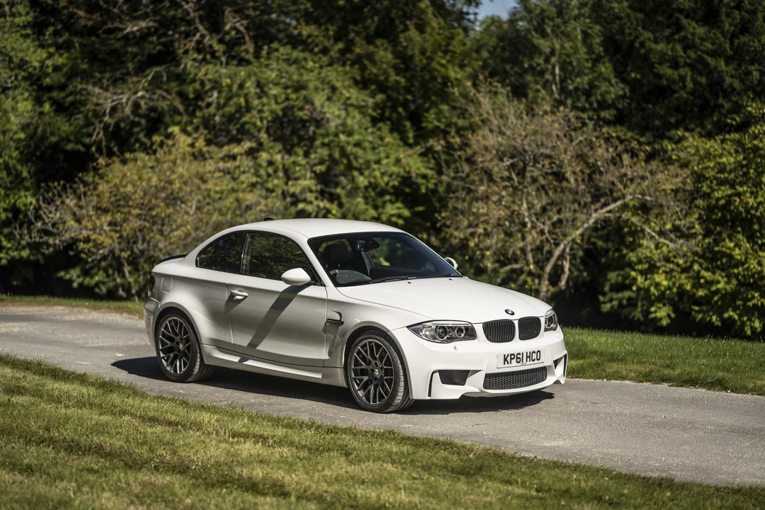 2011 BMW 1M - Image 4 of 31