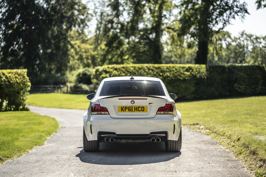 2011 BMW 1M - Image 8 of 31