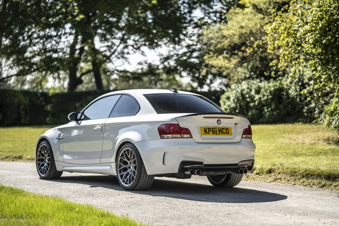 2011 BMW 1M - Image 9 of 31