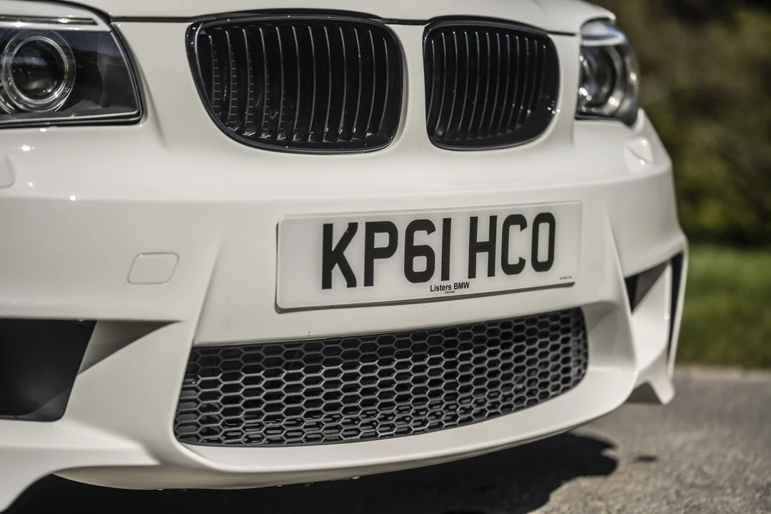 2011 BMW 1M - Image 13 of 31