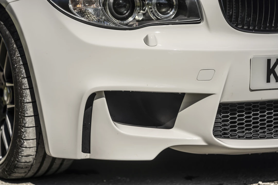2011 BMW 1M - Image 14 of 31