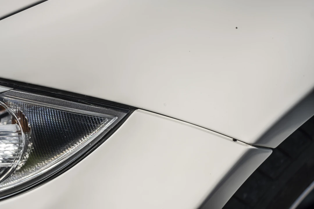 2011 BMW 1M - Image 19 of 31