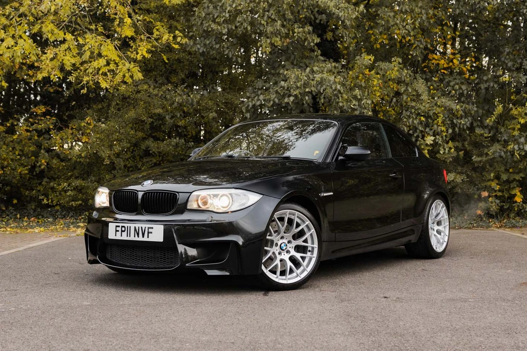 2011 BMW 1M - Image 2 of 31