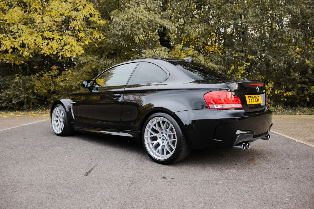 2011 BMW 1M - Image 20 of 31