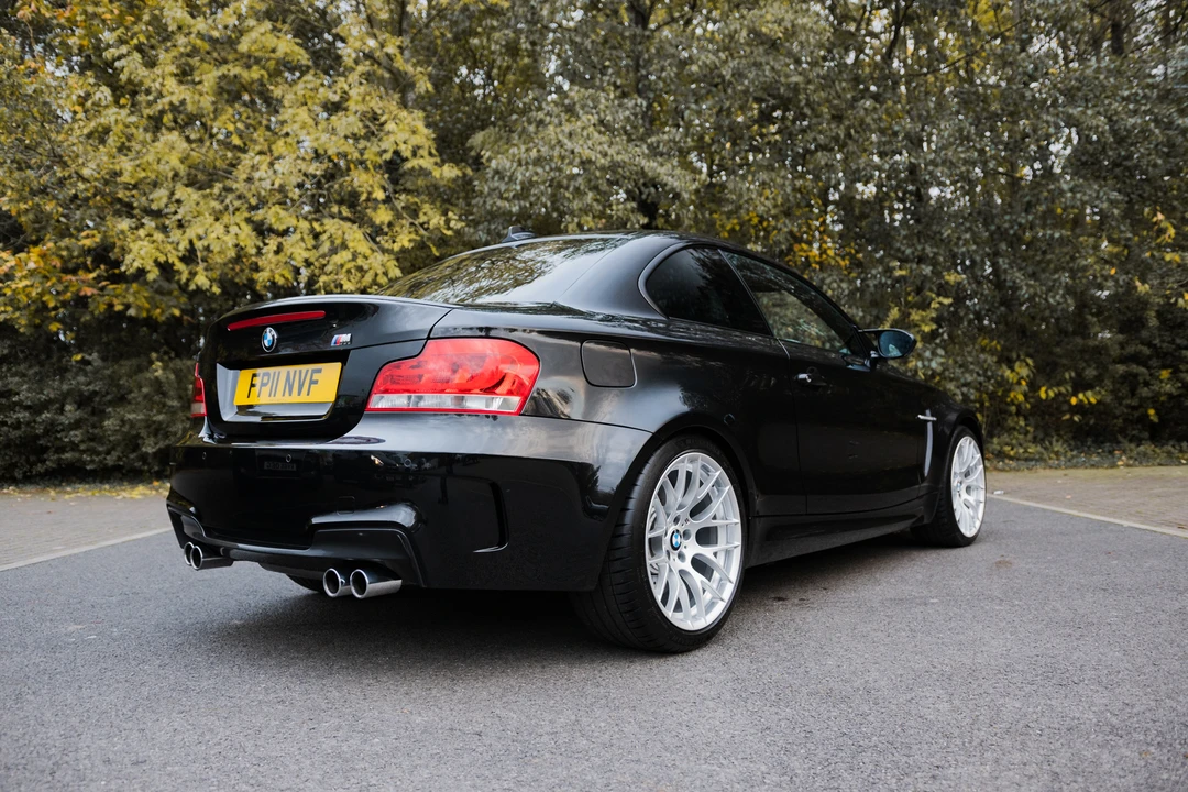 2011 BMW 1M - Image 8 of 31