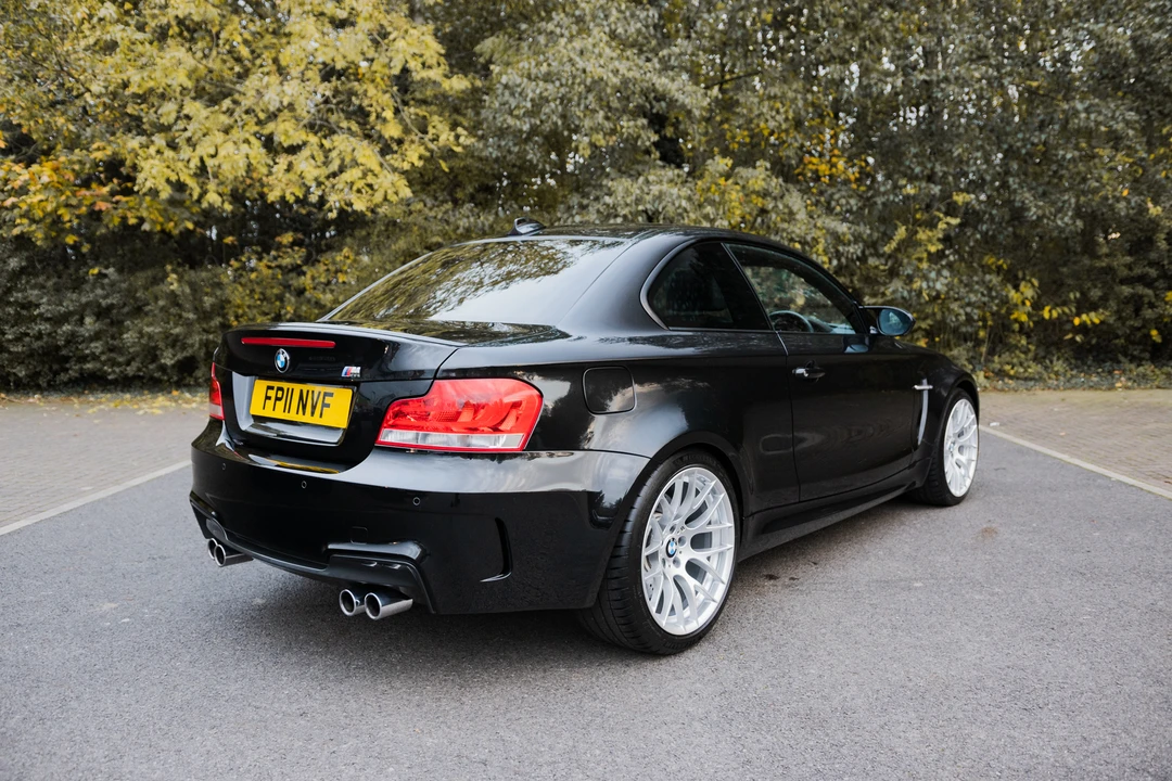 2011 BMW 1M - Image 16 of 31